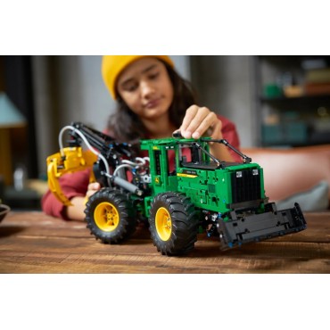 LEGO TECHNIC 42157 JOHN DEERE 948L-II SKIDDER