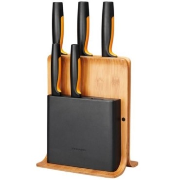 FISKARS SET OF 5 KNIVES IN BAMBOO BLOCK FUNCTIONAL FORM