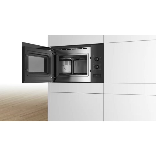 Bosch Serie 4 BFL550MB0 microwave Built-in Solo microwave 25 L 900 W Black